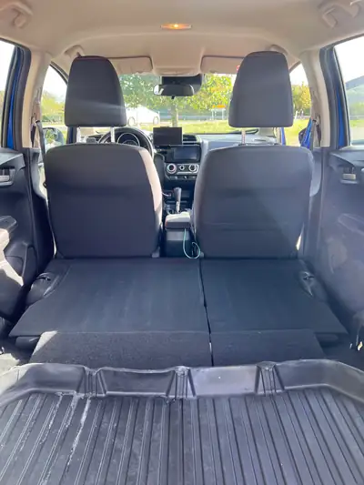 Honda Jazz 1.5i Dynamic — Citadine polyvalente, automatique CVT, 120 000 km — rear view
