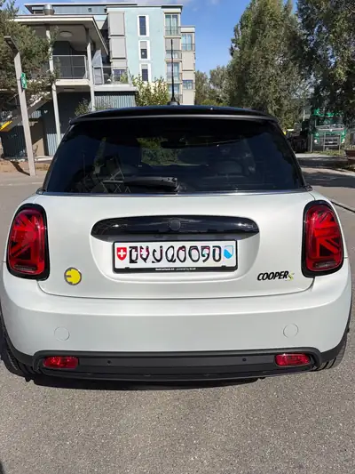 MINI Cooper SE 2021 — Électrique 184 PS, 27 000 km, design iconique — arrière