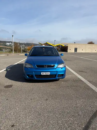 Opel Astra 2.0 Turbo OPC — Compacte sportive 200 ch, historique sans sinistre — arrière