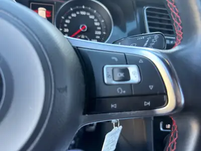 VW Golf 2.0 TSI GTI Performance — Sportive authentique, 230 ch et équipements premium — Miniature 24