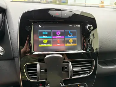 Renault Clio 1.2 16V Zen 2016 — Citadine fiable, faible kilométrage, sans sinistre — rear view
