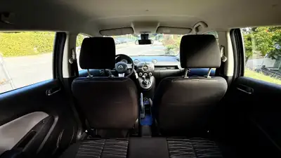 Mazda 2 1.3i 16V Exclusive — Citadine fiable, faible kilométrage, sans accident — Miniatur 8