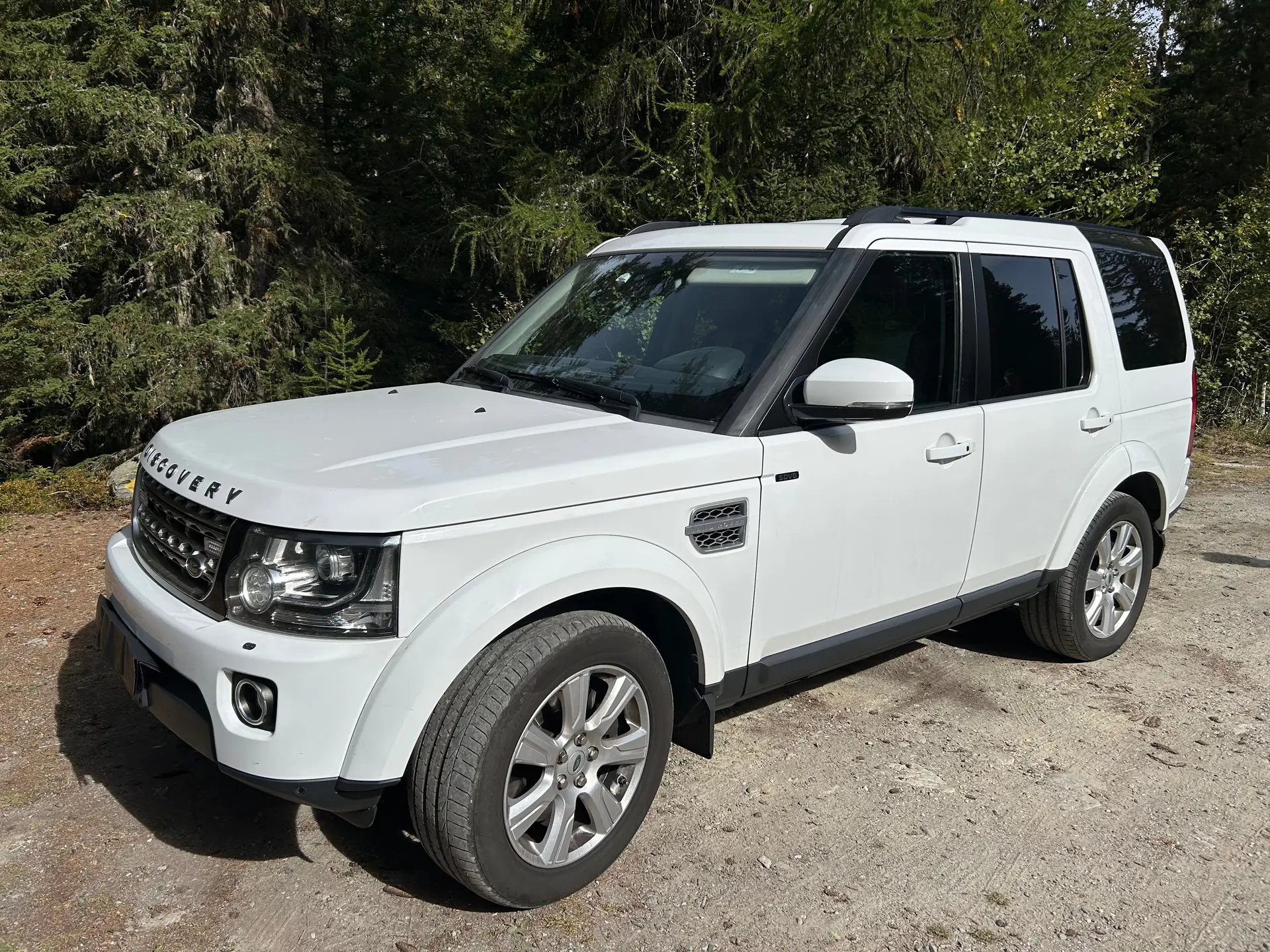 Land Rover Discovery 2015 occasion Corbeyrier — 2