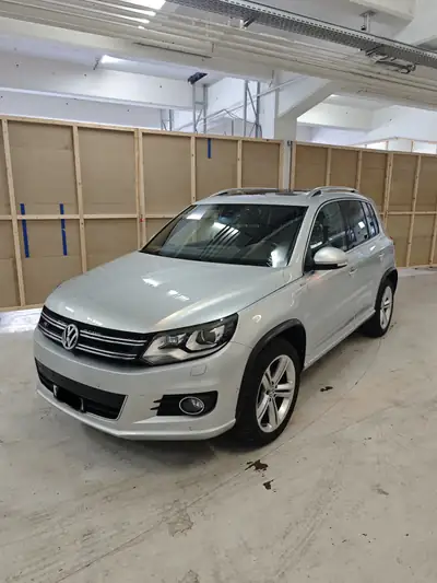 VW Tiguan 2.0 TSI 210 Cup R-Line — SUV dynamique, sans sinistre, 112'000 km — exterior view
