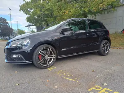 VW Polo 1.8 TSI GTI DSG — Sportivité et efficacité énergétique réunies — vista posteriore