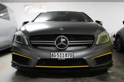 Mercedes-Benz A 45 AMG 4MATIC — Berline sportive haute performance, 360 ch intégraux — side view