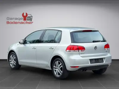 VW Golf 1.4 TSI Comfortline — Citadine fiable, idéale pour débuter, MFK 04.2026 — Innenraum