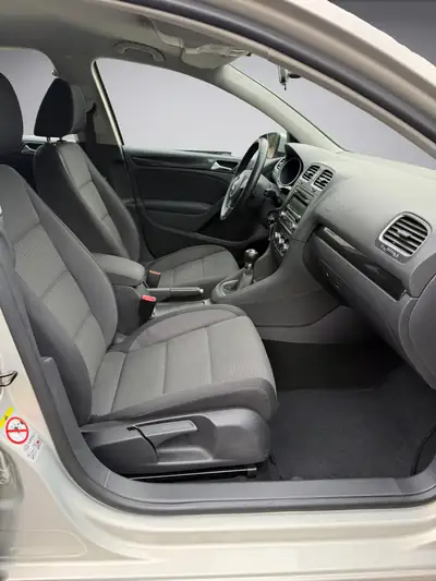 VW Golf 1.4 TSI Comfortline — Citadine fiable, idéale pour débuter, MFK 04.2026 — Miniatur 13