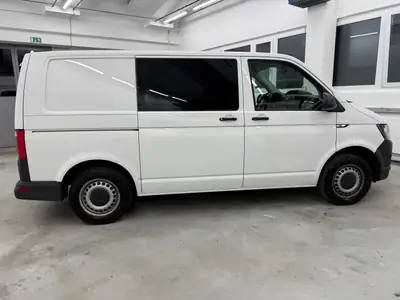 VW T6 2.0 TDI 150 DSG 4Motion — Fourgon aménageable polyvalent, transmission intégrale — Heckansicht