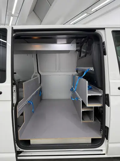 VW T6 2.0 TDI 150 DSG 4Motion — Fourgon aménageable polyvalent, transmission intégrale — Miniatur 8