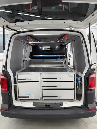 VW T6 2.0 TDI 150 DSG 4Motion — Fourgon aménageable polyvalent, transmission intégrale — Miniatur 9