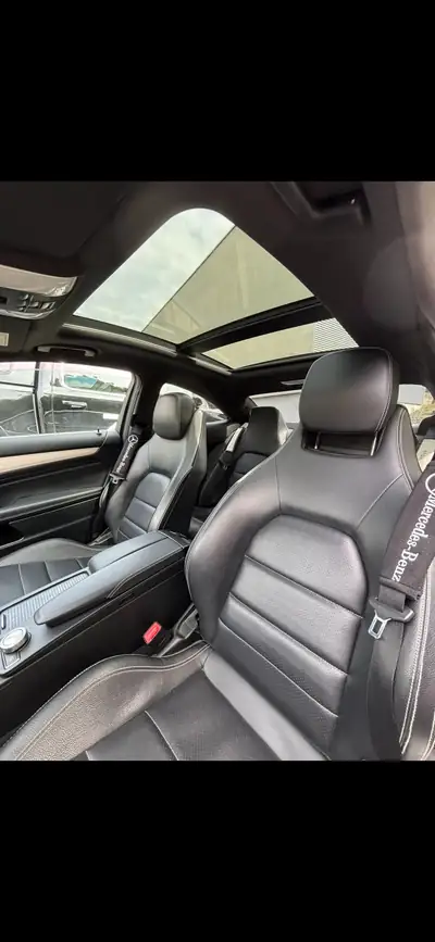 Mercedes-Benz C 200 Coupé — Design AMG 63, motorisation fiable et 8 pneus neufs — detail