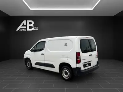 Citroën Berlingo Van 1.6 Blue HDi 75 — Utilitaire compact fiable, révision faite — Heckansicht