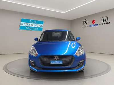 Suzuki Swift 1.2 Piz Sulai 4x4 — Citadine robuste et efficace, transmission manuelle — vista posteriore