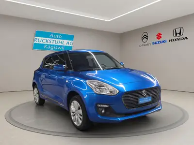 Suzuki Swift 1.2 Piz Sulai 4x4 — Citadine robuste et efficace, transmission manuelle — fianco