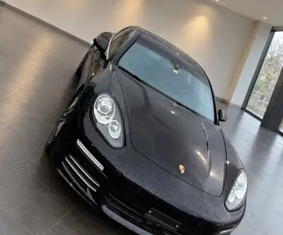 Porsche Panamera 3.0 V6 4S PDK — Berline sport allemande, 420 ch et traction intégrale — cruscotto
