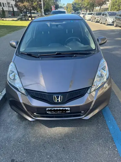 Honda Jazz 1.2i Idle Stop Trend — Citadine polyvalente, faible consommation — interni