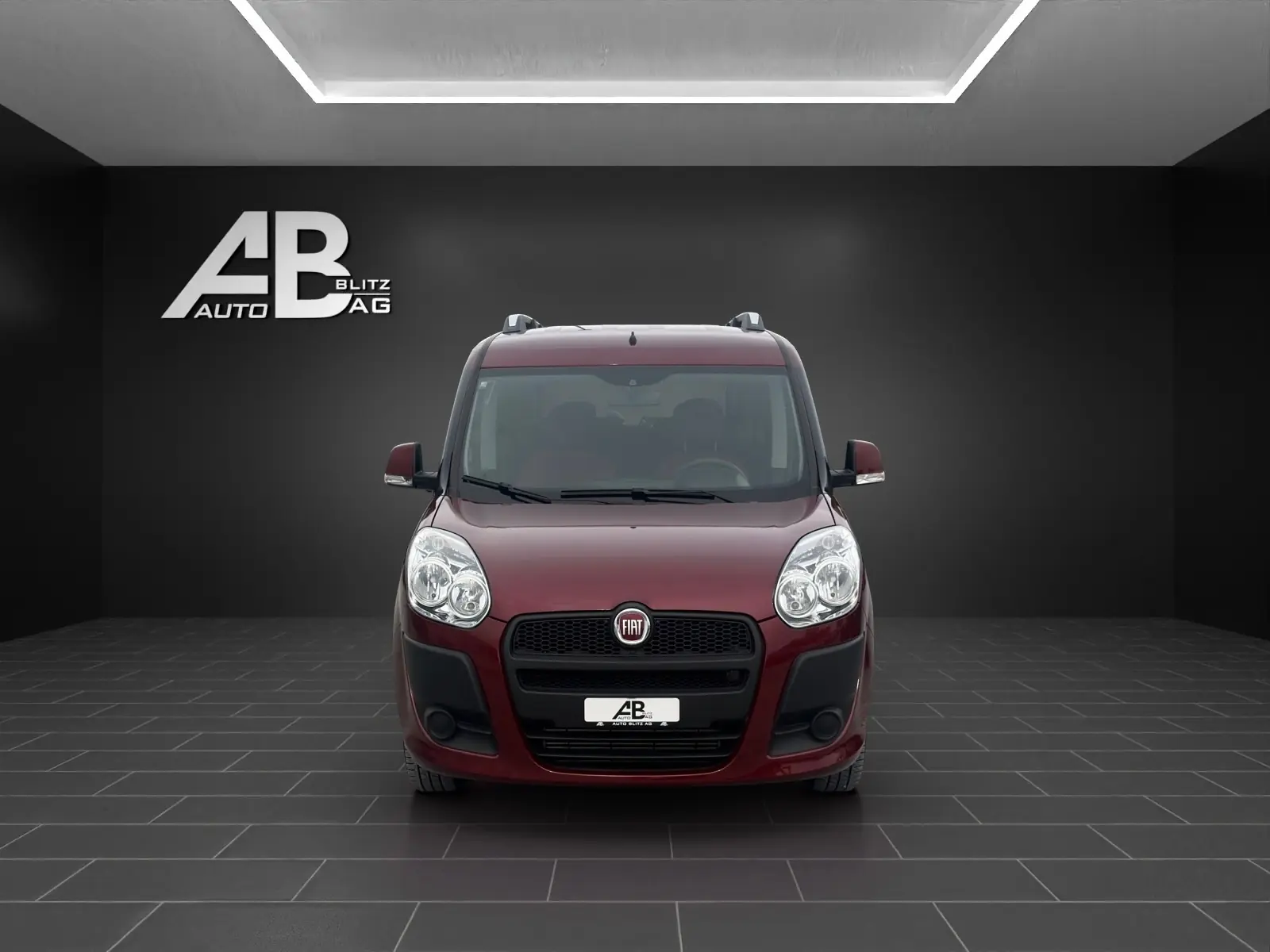 Fiat Doblò 1.4 T-Jet NaturalPower — Monospace écologique 7 places, essence-gaz naturel
