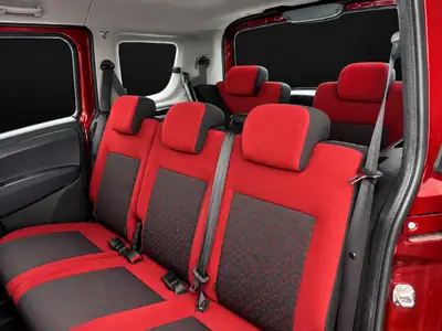 Fiat Doblò 1.4 T-Jet NaturalPower — Monospace écologique 7 places, essence-gaz naturel — Miniature 13