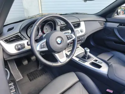BMW Z4 2.3i sDrive 2009 — Cabriolet sportif, entretien récent, 58 500 km — Miniatura 13