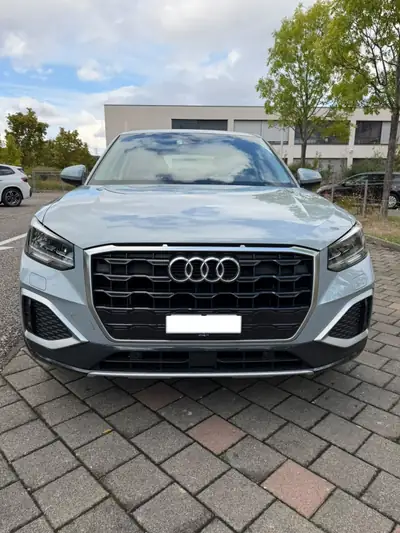 Audi Q2 1.5 TFSI Advanced — SUV compact performant, 46'000 km seulement — côté