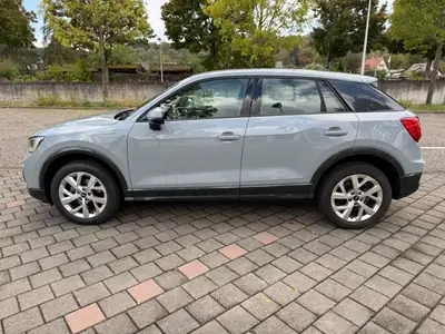 Audi Q2 1.5 TFSI Advanced — SUV compact performant, 46'000 km seulement — tableau de bord