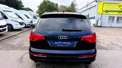 Audi Q7 3.0 TDI Quattro — SUV premium 7 places, motorisation diesel puissante — Heckansicht