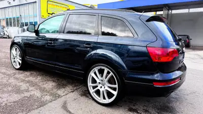 Audi Q7 3.0 TDI Quattro — SUV premium 7 places, motorisation diesel puissante — Armaturenbrett