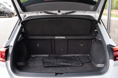 VW T-Roc 2.0 TSI R 4Motion — SUV performant 301 ch, traction intégrale, toit panoramique — Miniatur 8