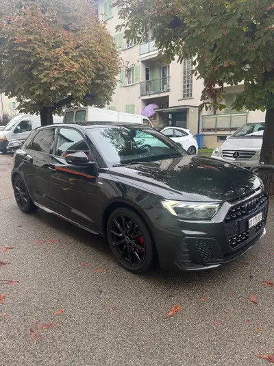 Audi A1 2.0 40 TFSI S Line — Sportive compacte, 90'000 km seulement — rear view