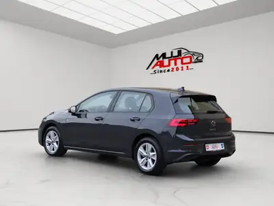 VW Golf 2.0 TDI Life DSG 4Motion — Diesel économe, tout-terrain urbain et routier — Heckansicht
