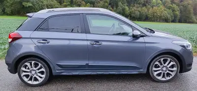 Hyundai i20 1.0 T-GDi 120 — Citadine dynamique, phares LED, entretien économique — cruscotto