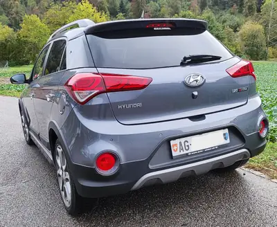 Hyundai i20 1.0 T-GDi 120 — Citadine dynamique, phares LED, entretien économique — Miniatura 9