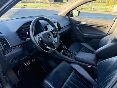 Skoda Karoq 2.0 TSI SportLine 4x4 — SUV performant, équipement premium, faible kilométrage — interior