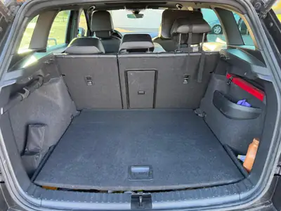 Skoda Karoq 2.0 TSI SportLine 4x4 — SUV performant, équipement premium, faible kilométrage — detail