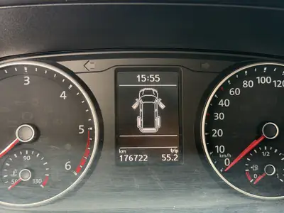 VW T6 2.0 TDI 4Motion — Utilitaire robuste tout-terrain, 150 ch et traction intégrale — Miniature 11