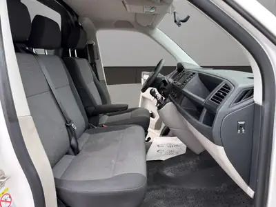 VW T6 2.0 TDI 4Motion — Utilitaire robuste tout-terrain, 150 ch et traction intégrale — Miniature 16