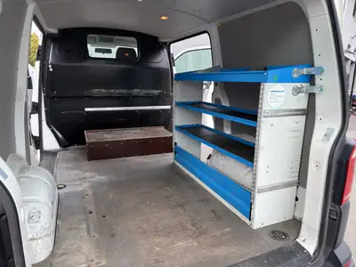 VW T6 2.0 TDI 4Motion — Utilitaire robuste tout-terrain, 150 ch et traction intégrale — Miniature 21