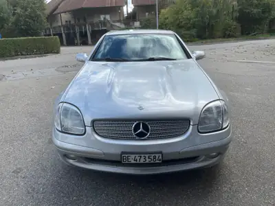 Mercedes-Benz SLK 230 Kompressor Final-Edition — Cabriolet sportif, 94'575 km, sans sinistre — côté