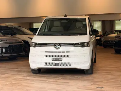 VW T7 Multivan 1.5 eHybrid Life 4Motion — Monospace hybride rechargeable 7 places, garantie 5 ans — Heckansicht