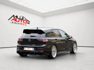 VW Golf 2.0 TSI GTI DSG 2023 — Performance 245 ch, styling affûté, kilométrage modéré — Armaturenbrett