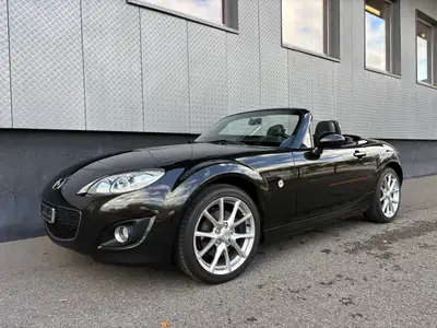 Mazda MX-5 2.0 Sport — Cabriolet légendaire, hardtop électrique et contrôle technique frais — vue extérieure