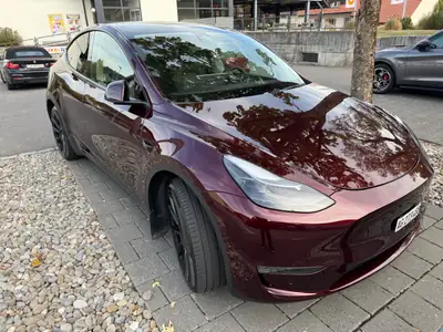 Tesla Model Y Long Range D — SUV électrique 514 ch, 61'000 km seulement — detail