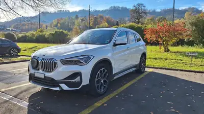BMW X1 18d sDrive — SUV urbain diesel, entretien BMW récent, sans sinistre — exterior view