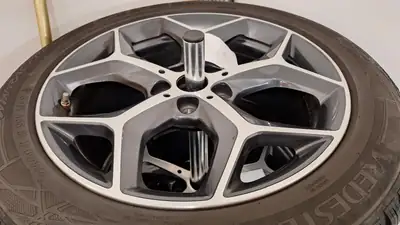 BMW X1 18d sDrive — SUV urbain diesel, entretien BMW récent, sans sinistre — Thumbnail 9