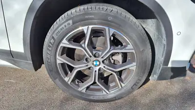 BMW X1 18d sDrive — SUV urbain diesel, entretien BMW récent, sans sinistre — Thumbnail 10