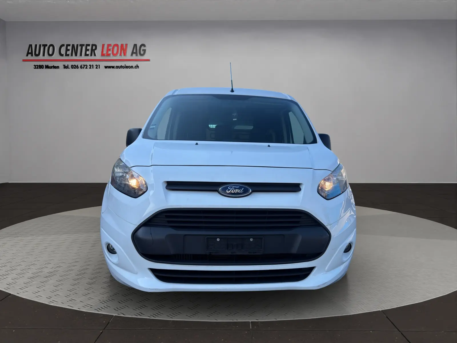 Ford Transit Connect Van T210 — Utilitaire compact 1.0 EcoBoost, entretien suivi