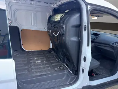Ford Transit Connect Van T210 — Utilitaire compact 1.0 EcoBoost, entretien suivi — Miniature 13