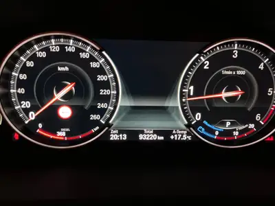BMW 530d xDrive Touring — Break diesel performant, faible kilométrage — fianco