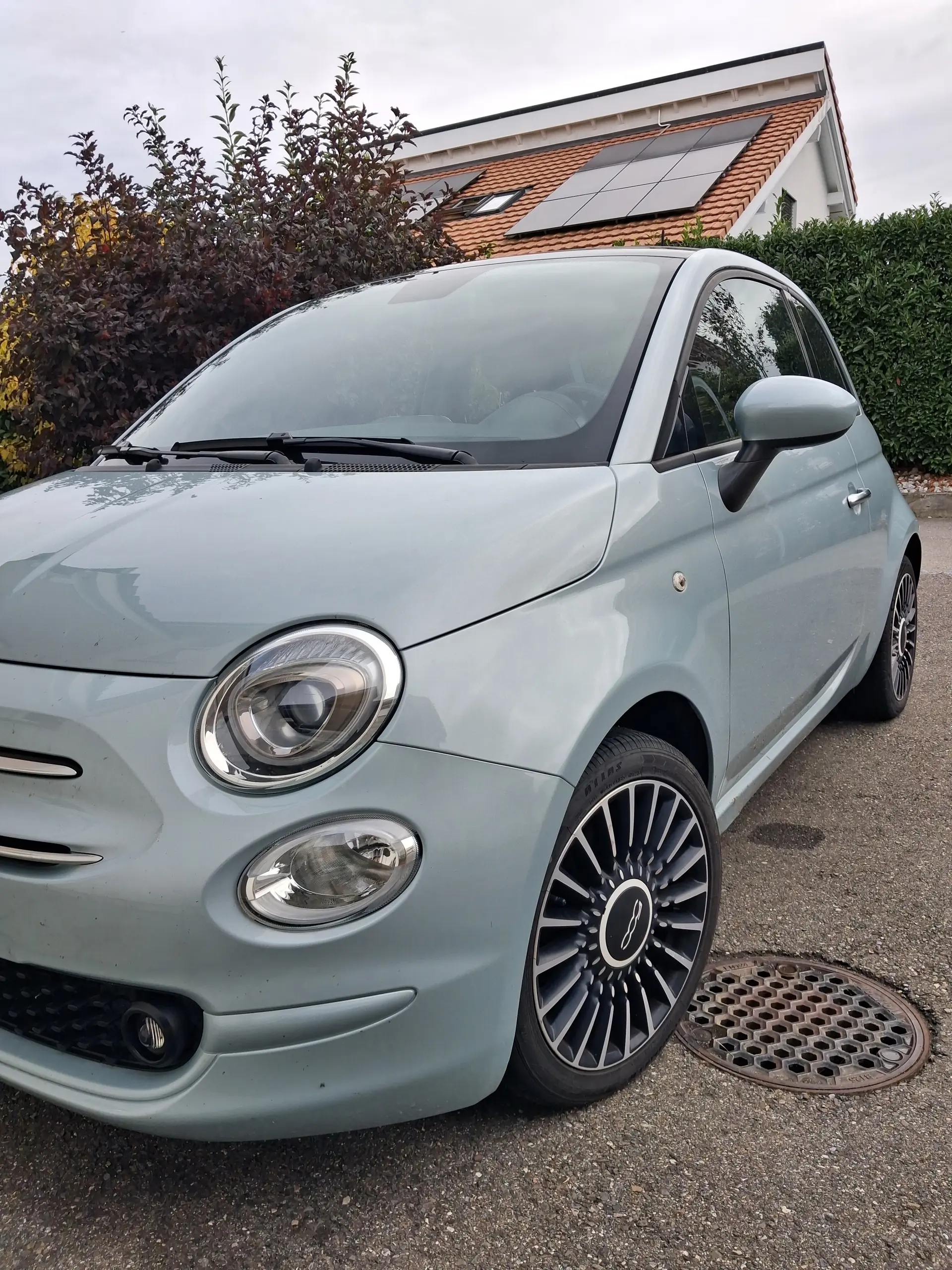 Fiat 500 1.0 Hybrid Lounge — Citadine iconique et économe, 69 800 km